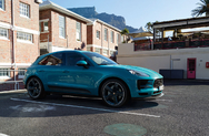 Porsche Macan S-17