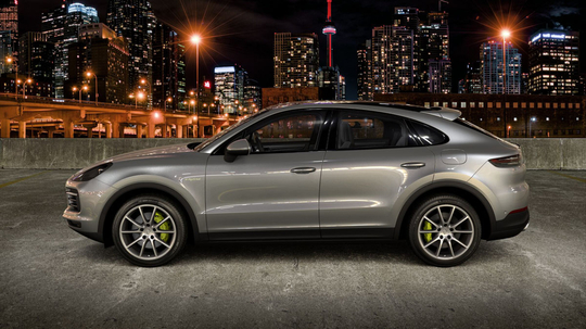 Porsche_Cayenne_Coupe_E-Hybrid_Litur-8