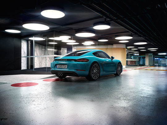 Porsche 718 Cayman