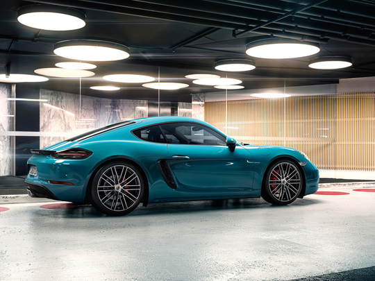 Porsche 718 Cayman