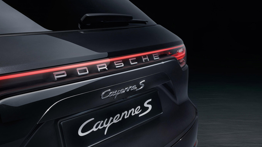 Porsche-Cayenne-S-1