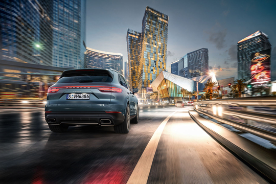 Porsche-Cayenne-4