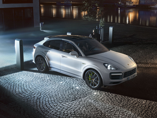 Cayenne Turbo S E-hybrid Coupe-9